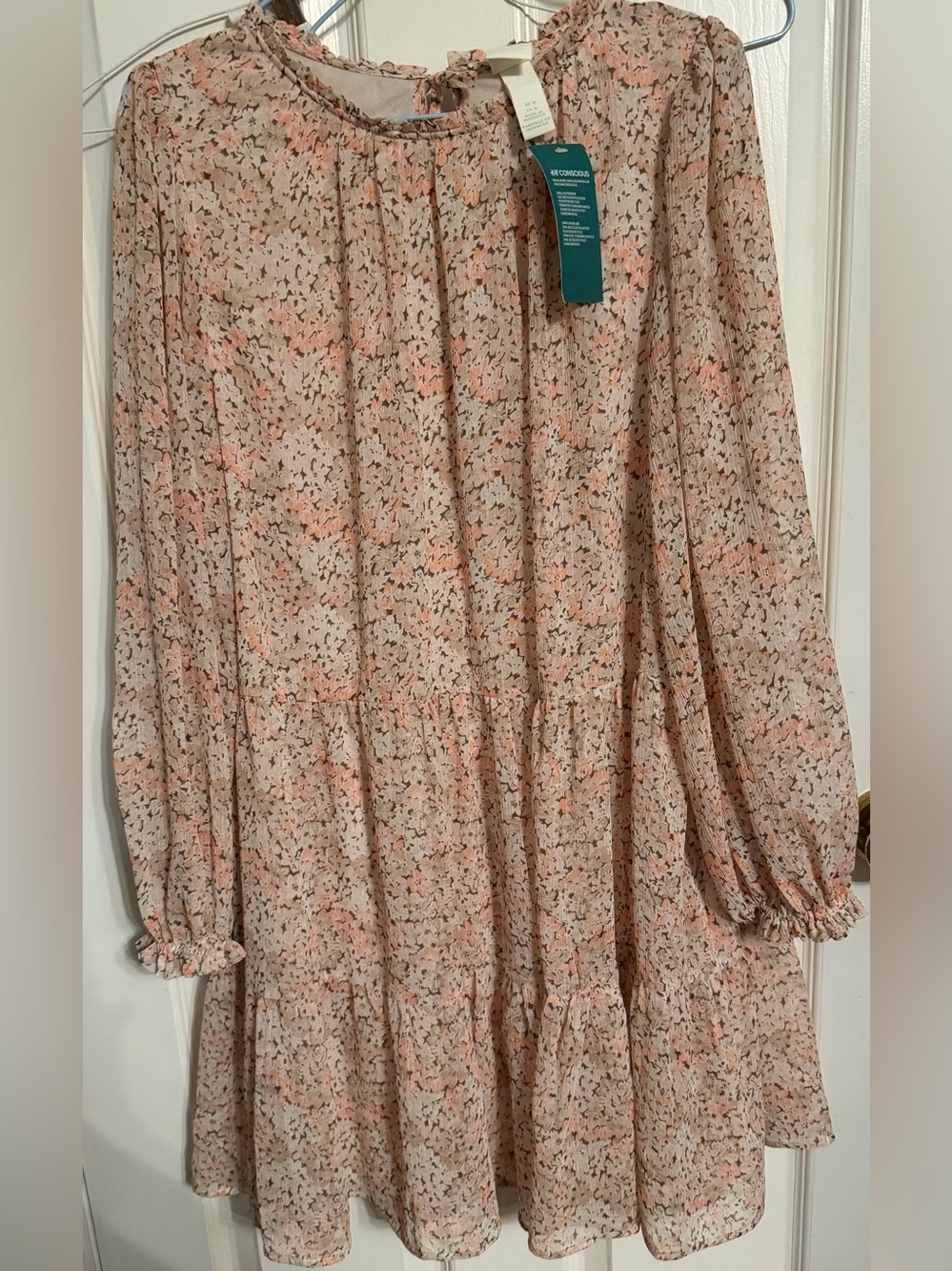 H&M Peachy-pink Floral Tiered Long Sleeve Dress, M. NWT